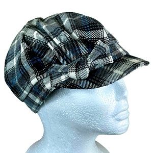 MUDD Newsboy Cabbie Navy Plaid Cap One Size